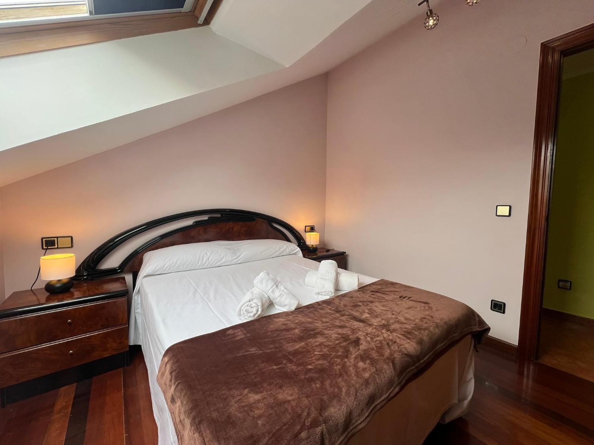 Gestiona2R- Casa Grande En El Centro De Llanes Vila Exterior foto